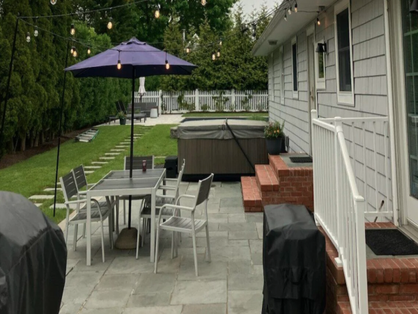 Hampton Bay Luxurious Retreat - Your Perfect Getaway